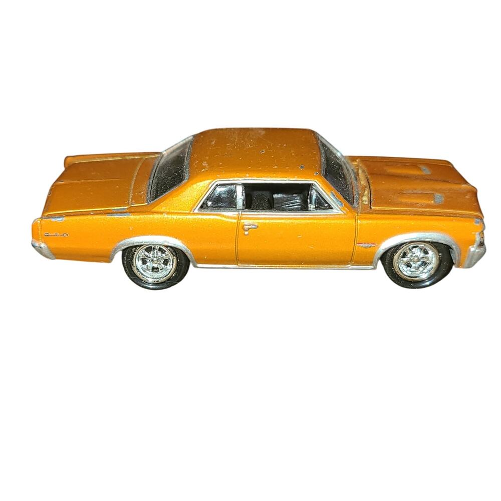 1964 PONTIAC GTO COLLECTIBLE 1/64 SCALE LIMITED EDITION TRI-POWER MUSCLE ORANGE
